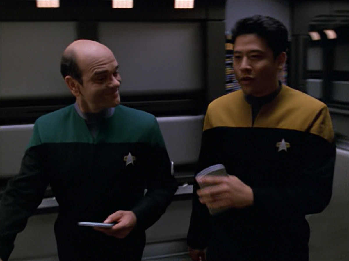 extant_StarTrek_VOY_5x08-NothingHuman_00750.jpg