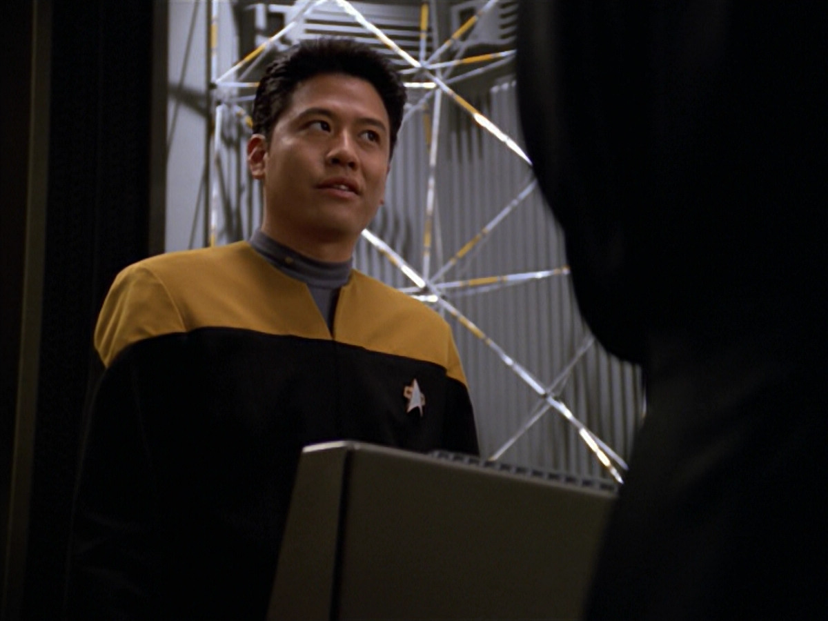 extant_StarTrek_VOY_5x08-NothingHuman_00785.jpg
