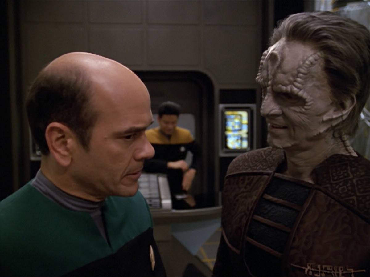 extant_StarTrek_VOY_5x08-NothingHuman_00913.jpg