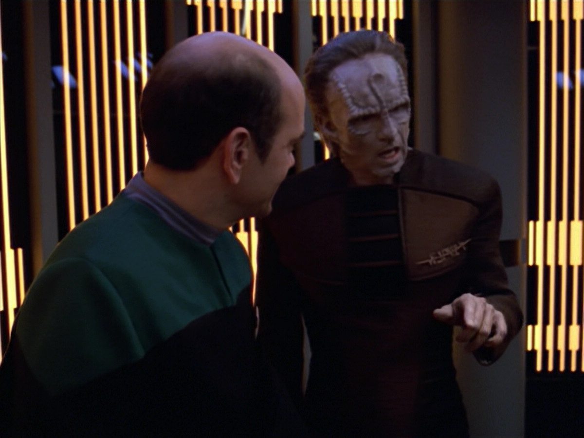 extant_StarTrek_VOY_5x08-NothingHuman_01011.jpg