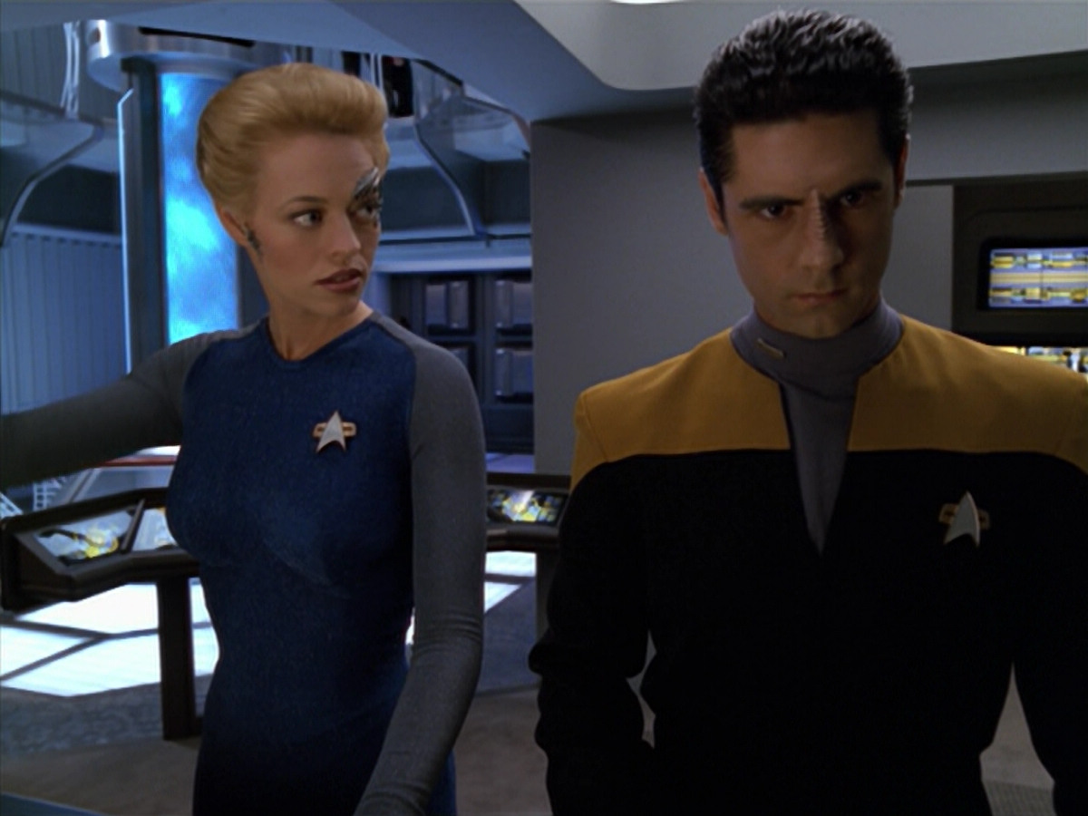 extant_StarTrek_VOY_5x08-NothingHuman_01138.jpg