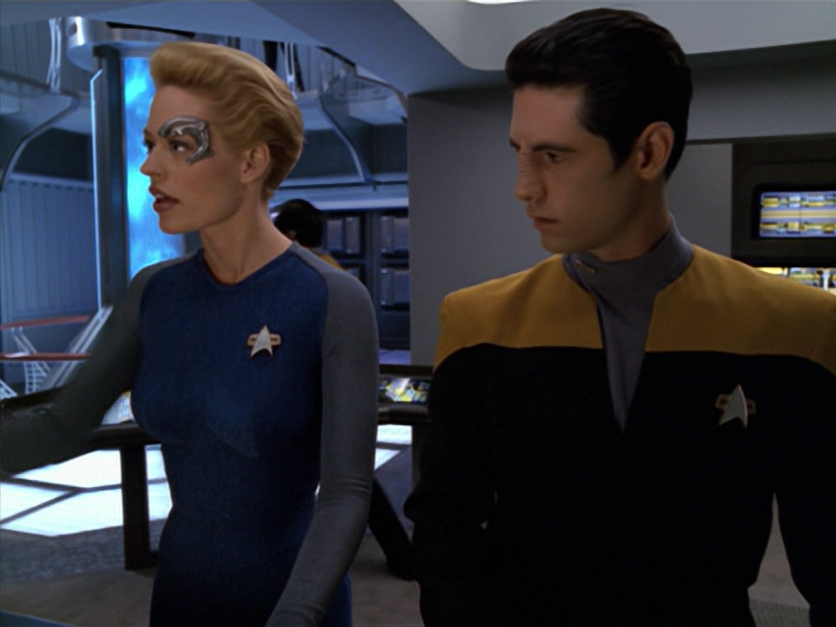 extant_StarTrek_VOY_5x08-NothingHuman_01154.jpg