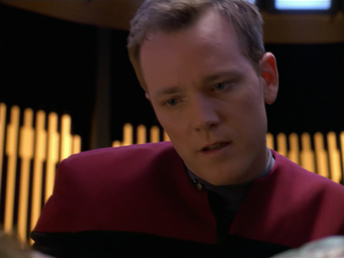 extant_StarTrek_VOY_5x08-NothingHuman_01351.jpg