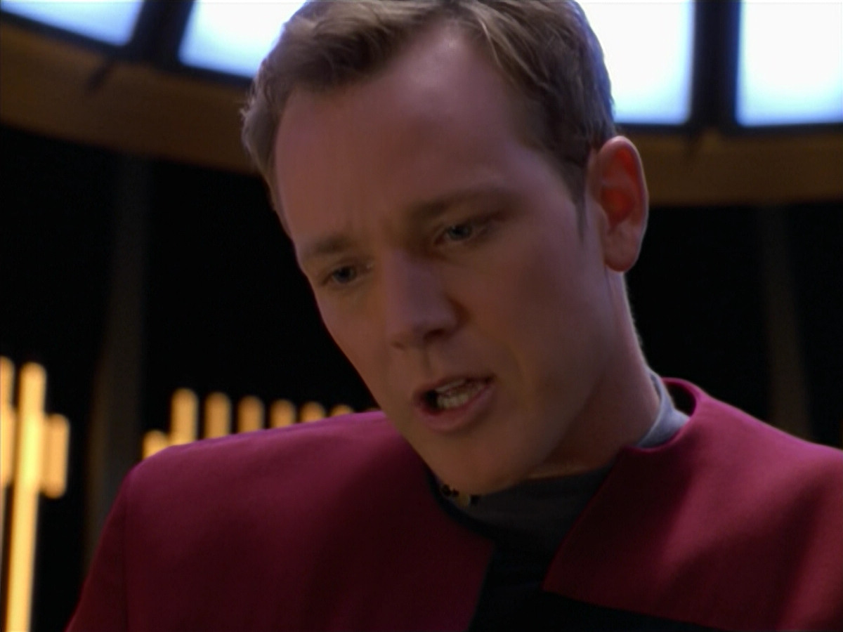 extant_StarTrek_VOY_5x08-NothingHuman_01385.jpg