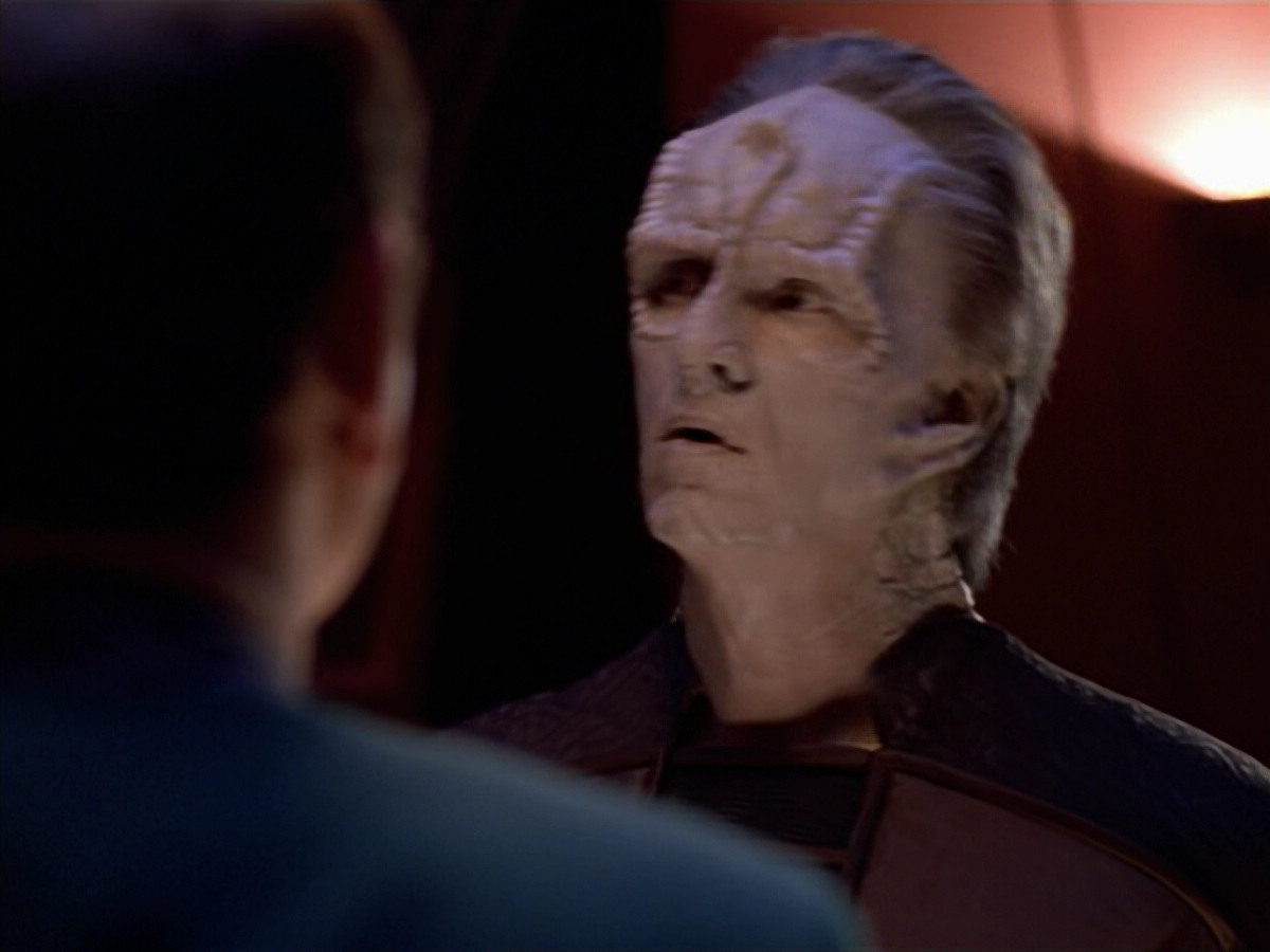extant_StarTrek_VOY_5x08-NothingHuman_01536.jpg