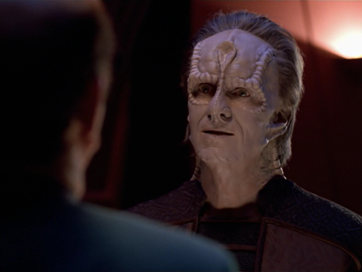 extant_StarTrek_VOY_5x08-NothingHuman_01539.jpg