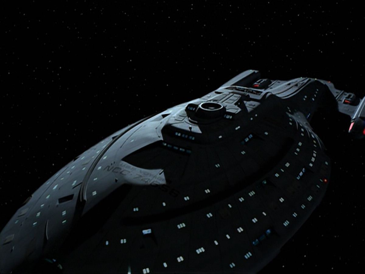 extant_StarTrek_VOY_5x08-NothingHuman_01604.jpg
