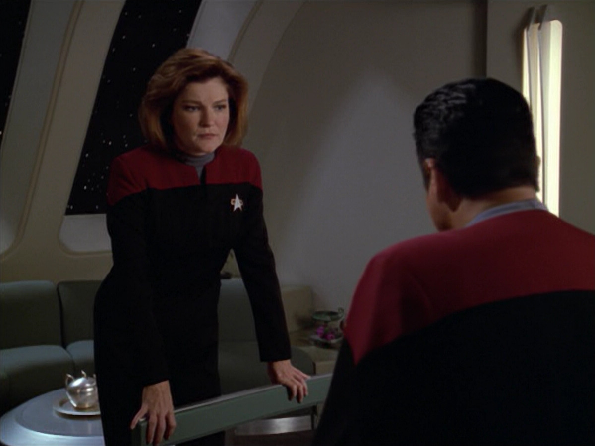 extant_StarTrek_VOY_5x08-NothingHuman_01625.jpg