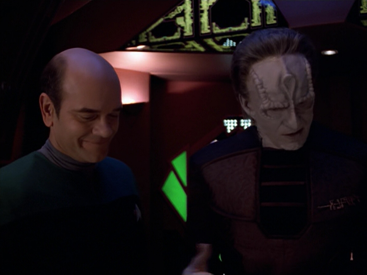 extant_StarTrek_VOY_5x08-NothingHuman_01713.jpg