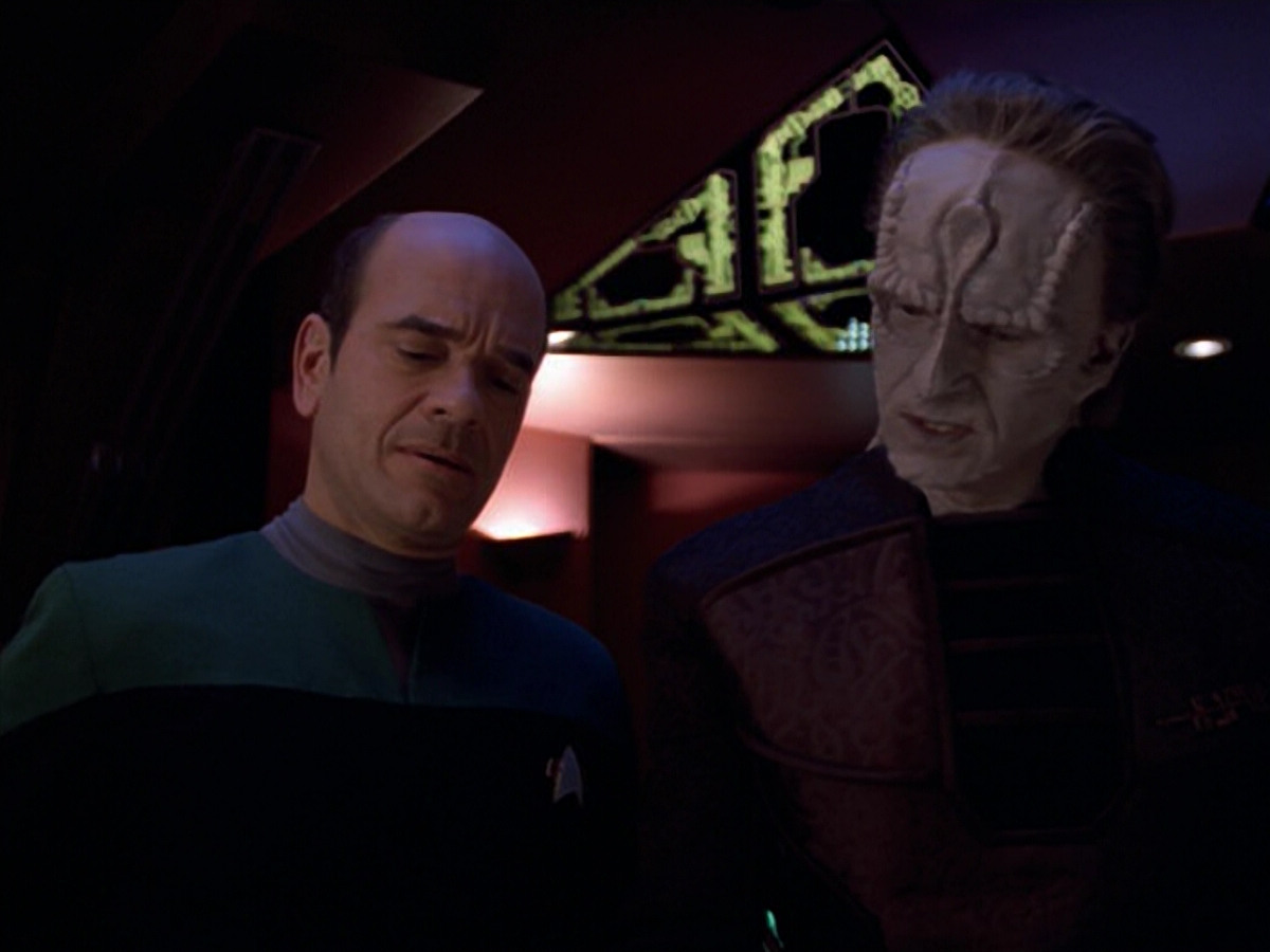 extant_StarTrek_VOY_5x08-NothingHuman_01759.jpg