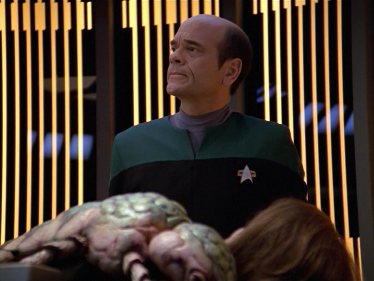 extant_StarTrek_VOY_5x08-NothingHuman_01911.jpg