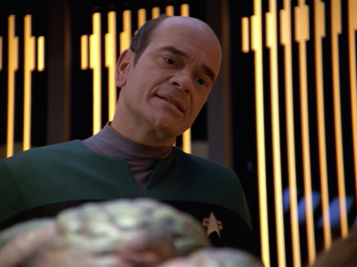 extant_StarTrek_VOY_5x08-NothingHuman_01969.jpg