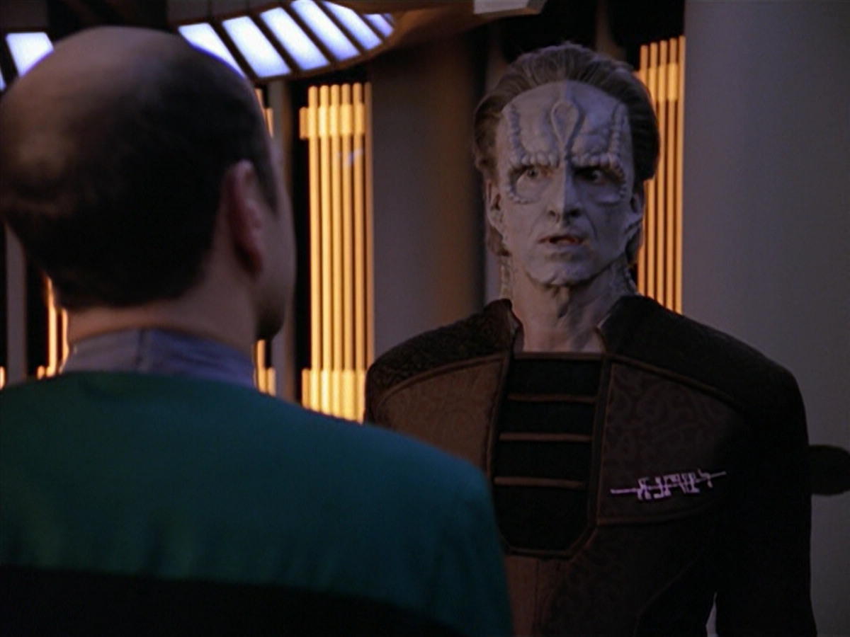 extant_StarTrek_VOY_5x08-NothingHuman_02071.jpg