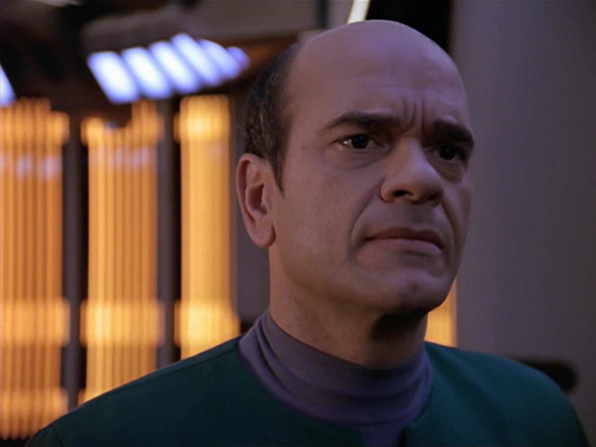 extant_StarTrek_VOY_5x08-NothingHuman_02088.jpg