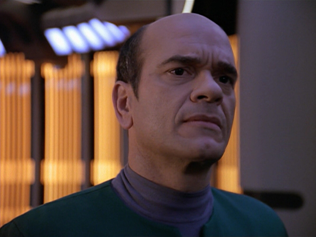 extant_StarTrek_VOY_5x08-NothingHuman_02089.jpg