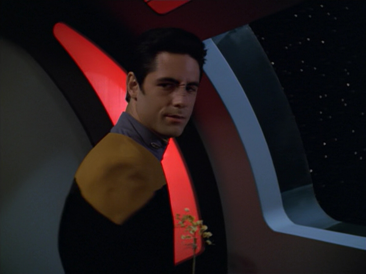 extant_StarTrek_VOY_5x08-NothingHuman_02097.jpg