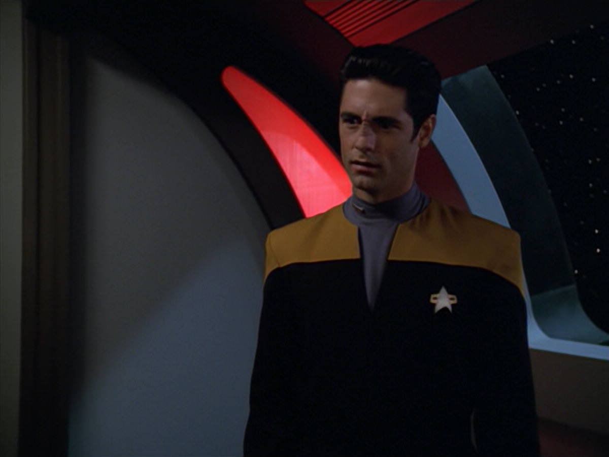 extant_StarTrek_VOY_5x08-NothingHuman_02101.jpg