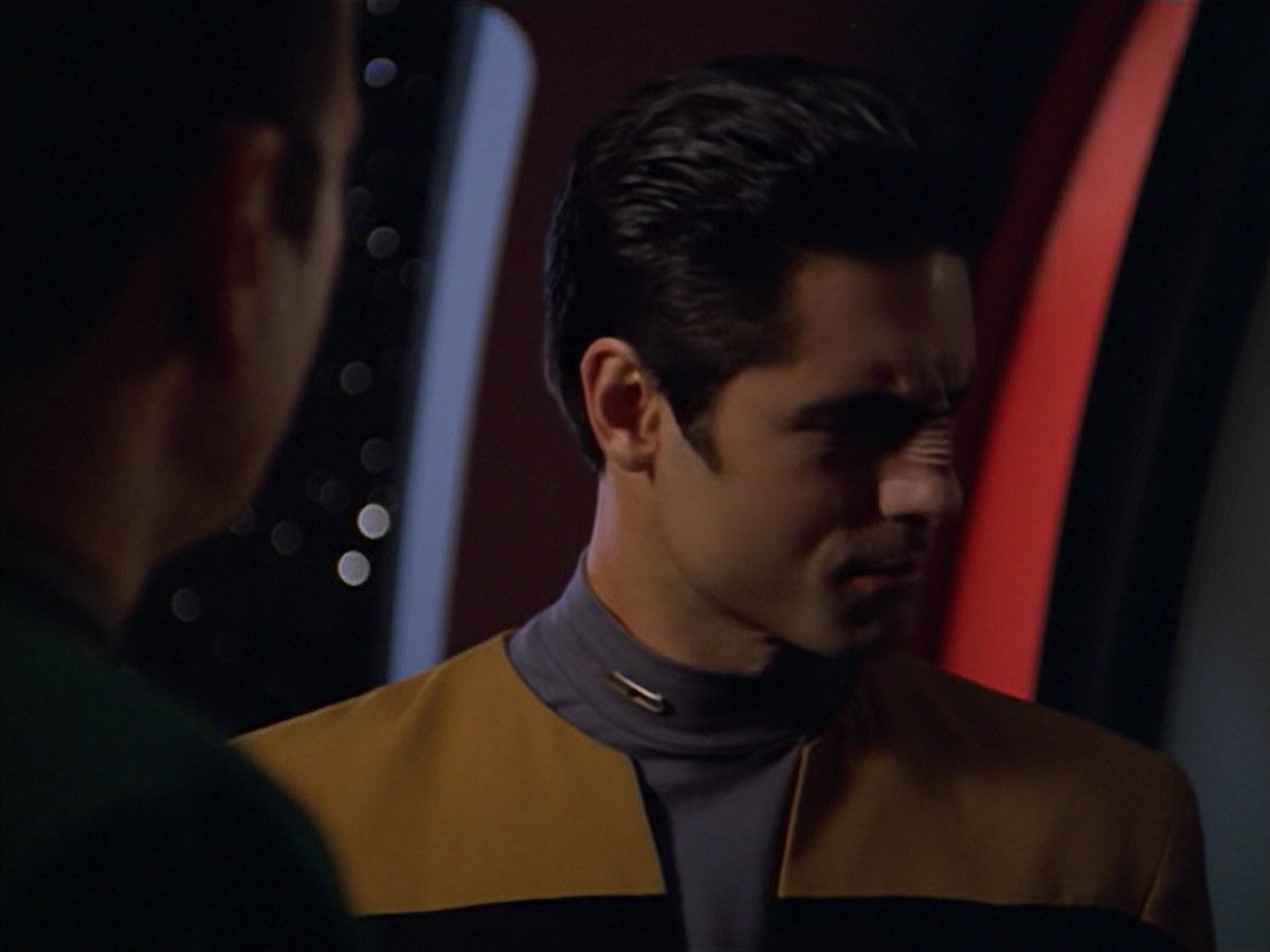 extant_StarTrek_VOY_5x08-NothingHuman_02139.jpg