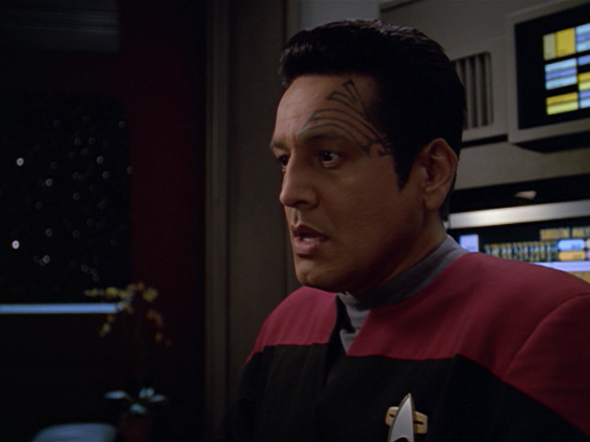 extant_StarTrek_VOY_5x08-NothingHuman_02171.jpg