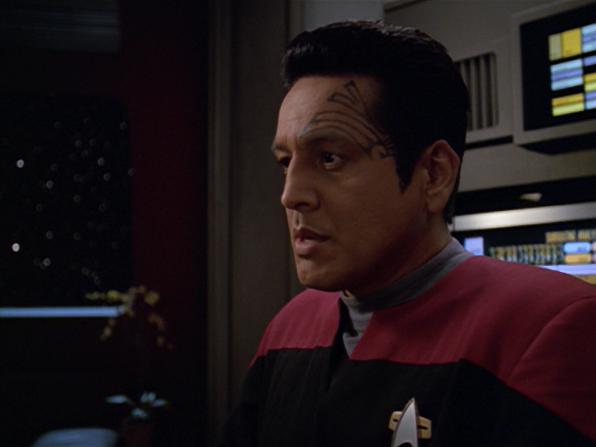 extant_StarTrek_VOY_5x08-NothingHuman_02172.jpg