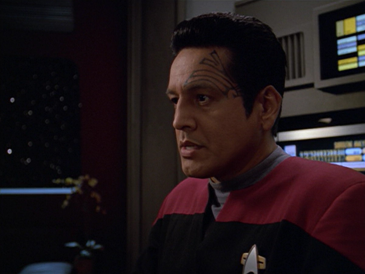 extant_StarTrek_VOY_5x08-NothingHuman_02174.jpg