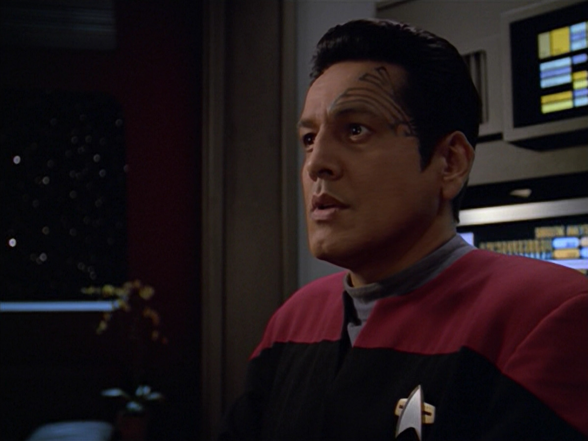 extant_StarTrek_VOY_5x08-NothingHuman_02190.jpg