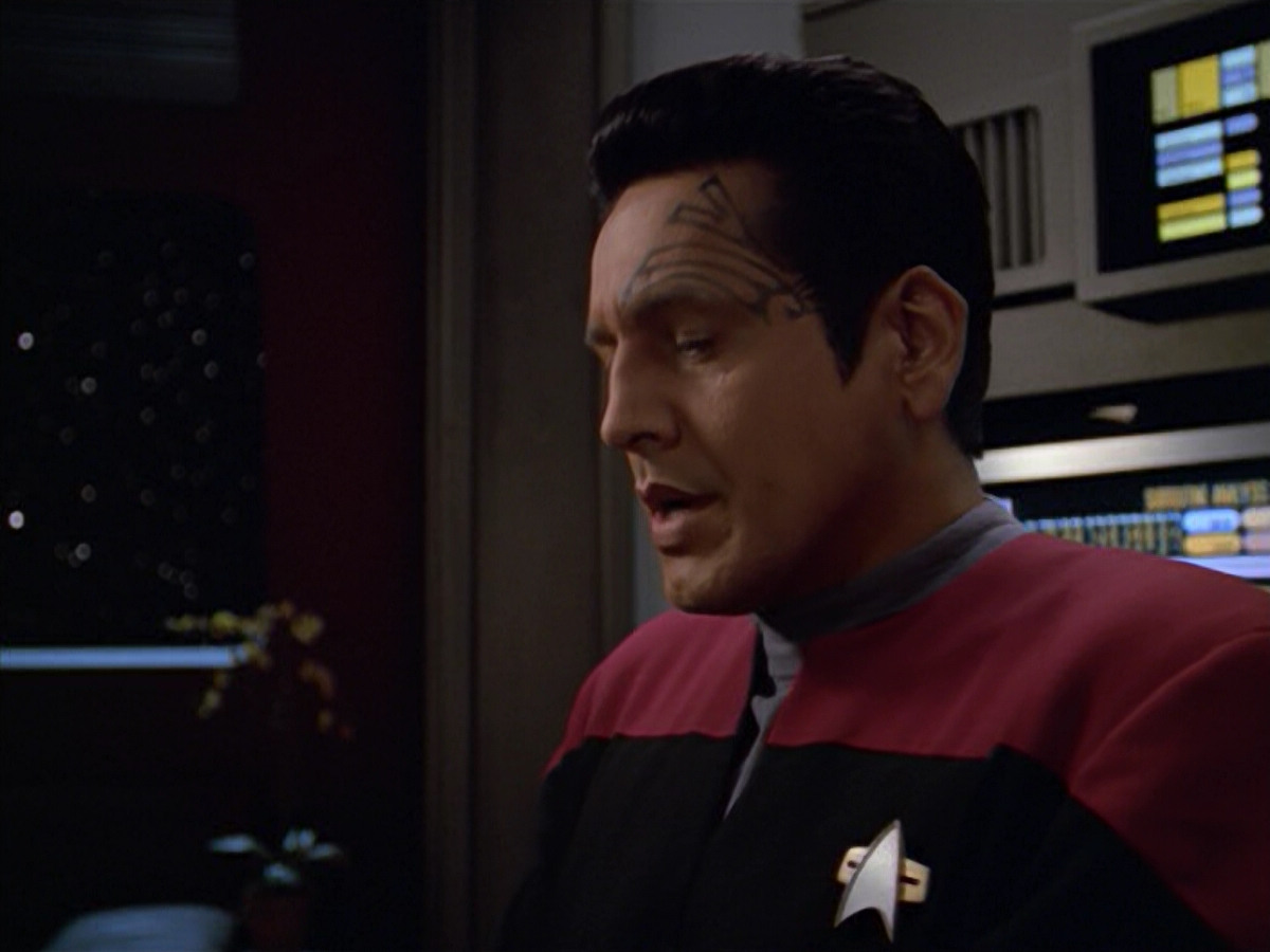 extant_StarTrek_VOY_5x08-NothingHuman_02198.jpg