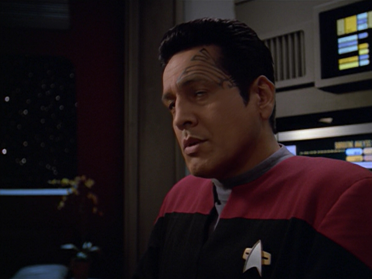extant_StarTrek_VOY_5x08-NothingHuman_02204.jpg