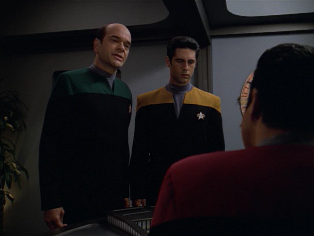 extant_StarTrek_VOY_5x08-NothingHuman_02211.jpg