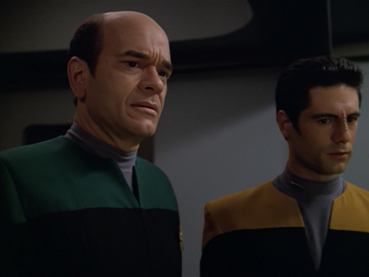 extant_StarTrek_VOY_5x08-NothingHuman_02230.jpg