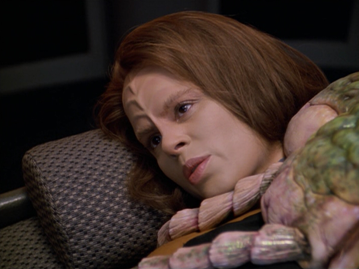 extant_StarTrek_VOY_5x08-NothingHuman_02313.jpg