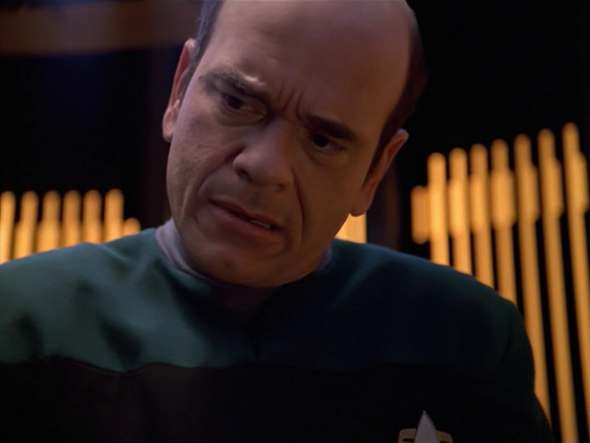extant_StarTrek_VOY_5x08-NothingHuman_02330.jpg