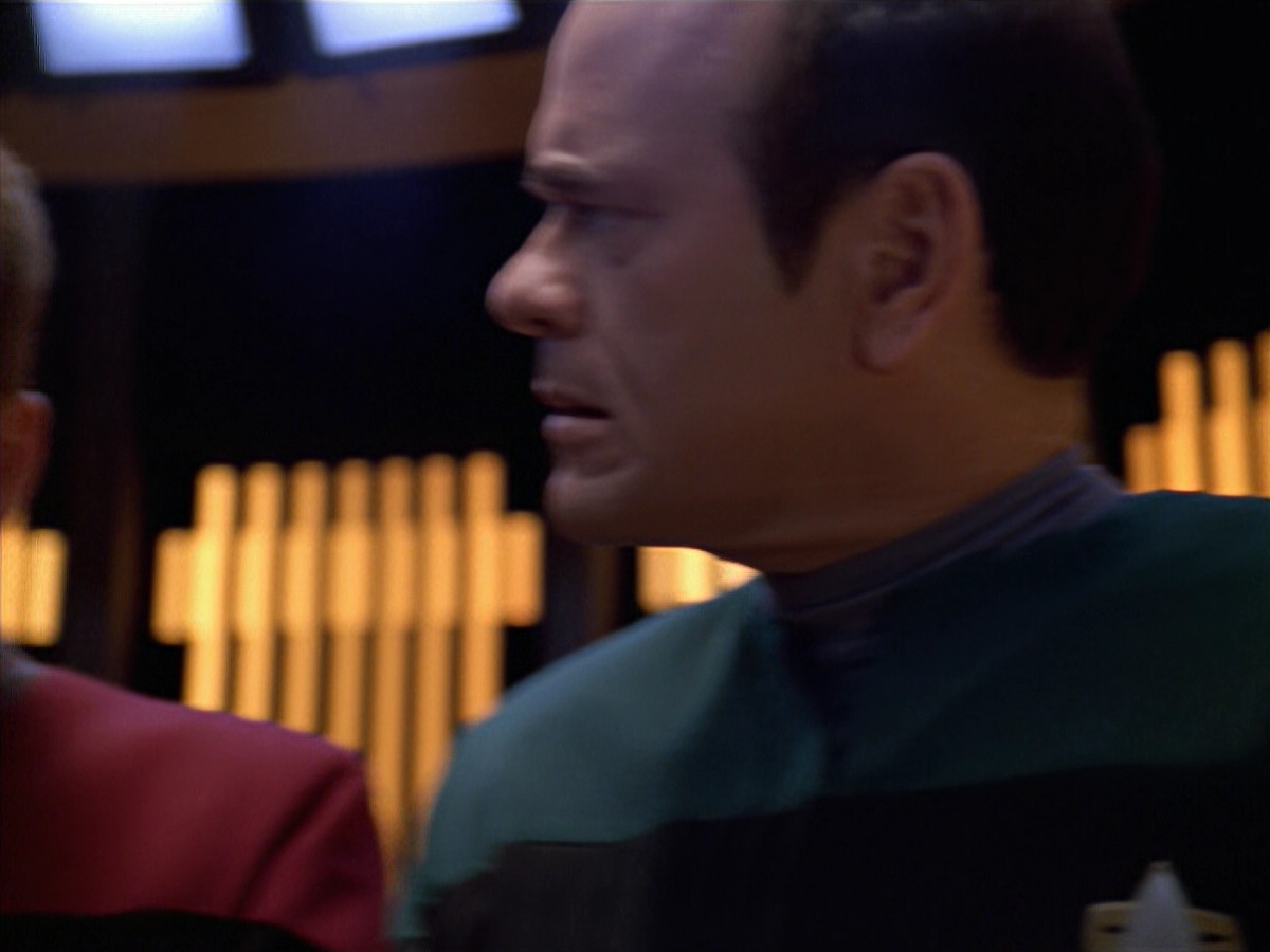 extant_StarTrek_VOY_5x08-NothingHuman_02331.jpg