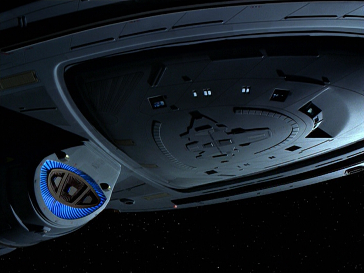extant_StarTrek_VOY_5x08-NothingHuman_02336.jpg