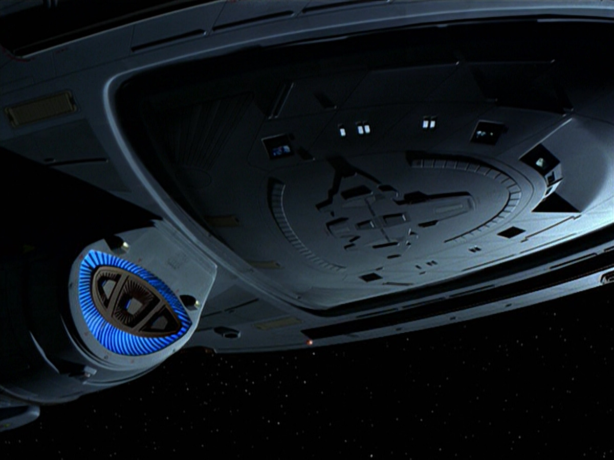 extant_StarTrek_VOY_5x08-NothingHuman_02345.jpg