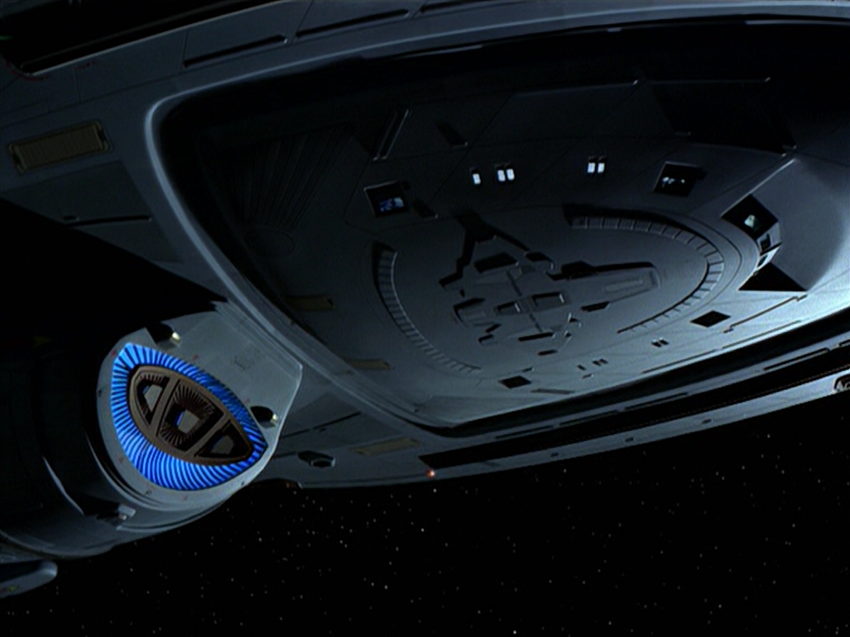 extant_StarTrek_VOY_5x08-NothingHuman_02346.jpg