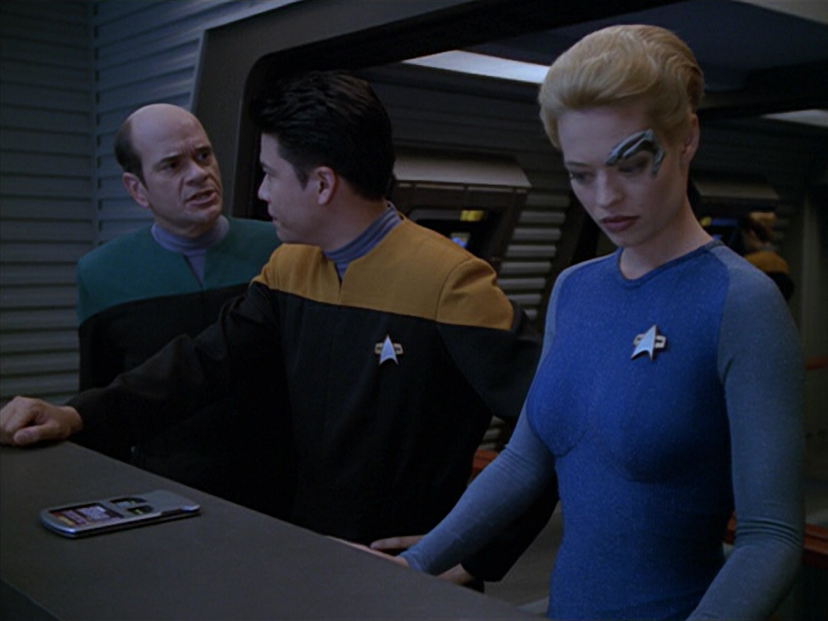 extant_StarTrek_VOY_5x08-NothingHuman_02367.jpg