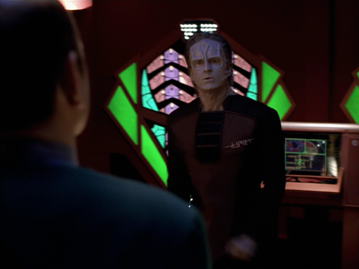 extant_StarTrek_VOY_5x08-NothingHuman_02555.jpg