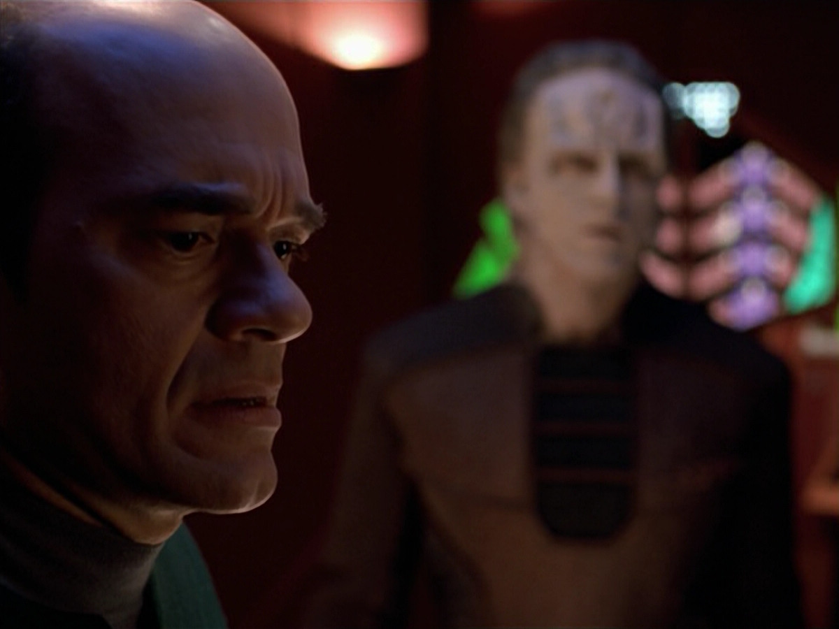 extant_StarTrek_VOY_5x08-NothingHuman_02567.jpg