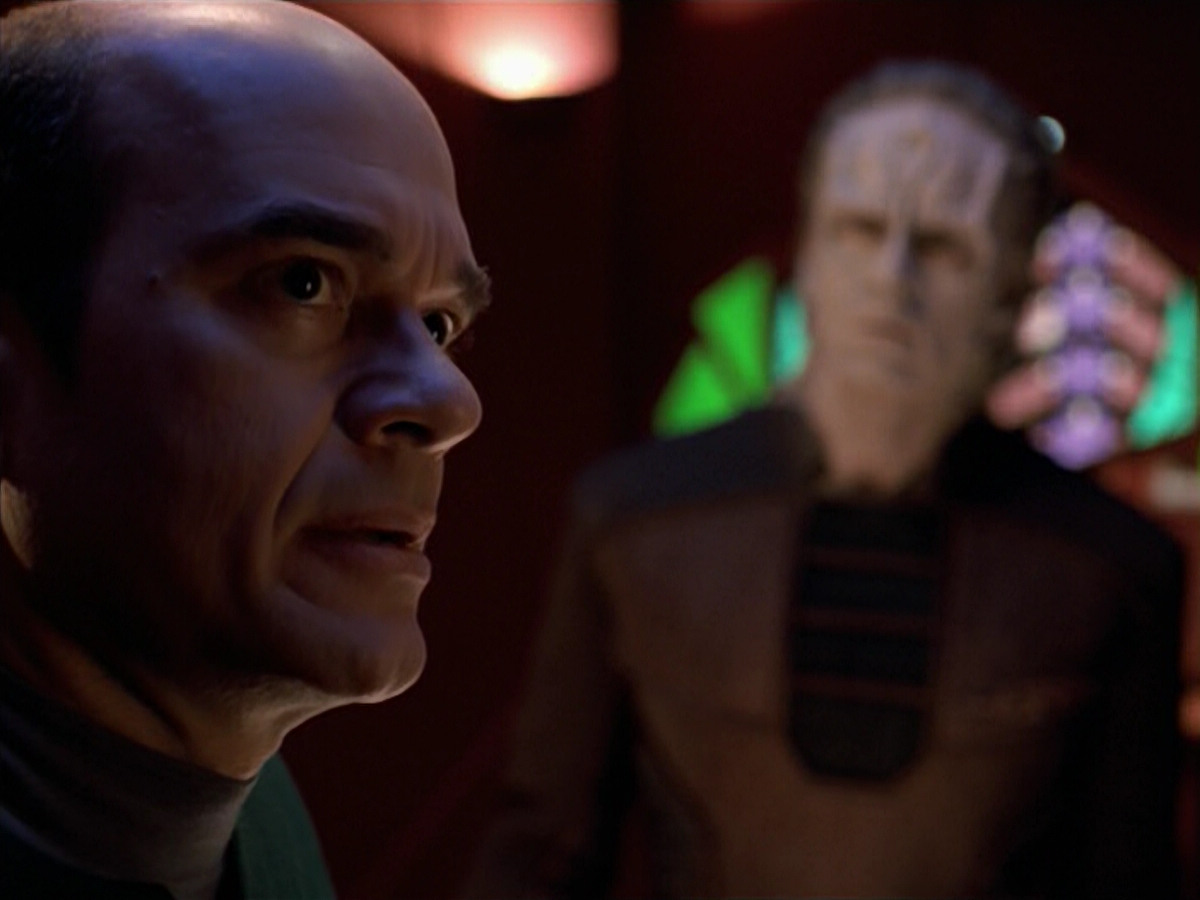 extant_StarTrek_VOY_5x08-NothingHuman_02569.jpg