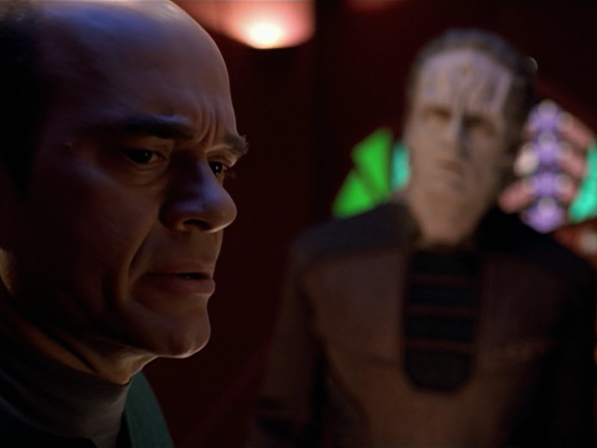 extant_StarTrek_VOY_5x08-NothingHuman_02573.jpg