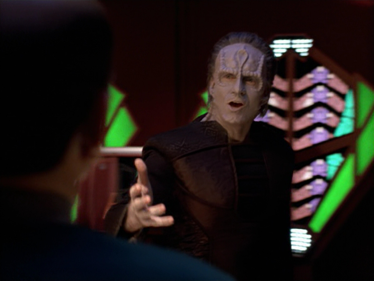 extant_StarTrek_VOY_5x08-NothingHuman_02584.jpg