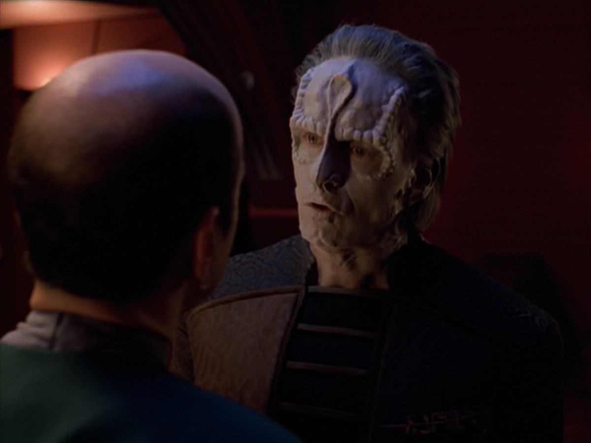 extant_StarTrek_VOY_5x08-NothingHuman_02596.jpg