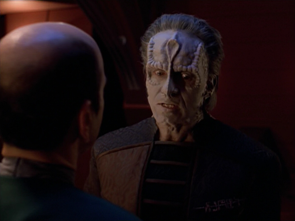 extant_StarTrek_VOY_5x08-NothingHuman_02604.jpg