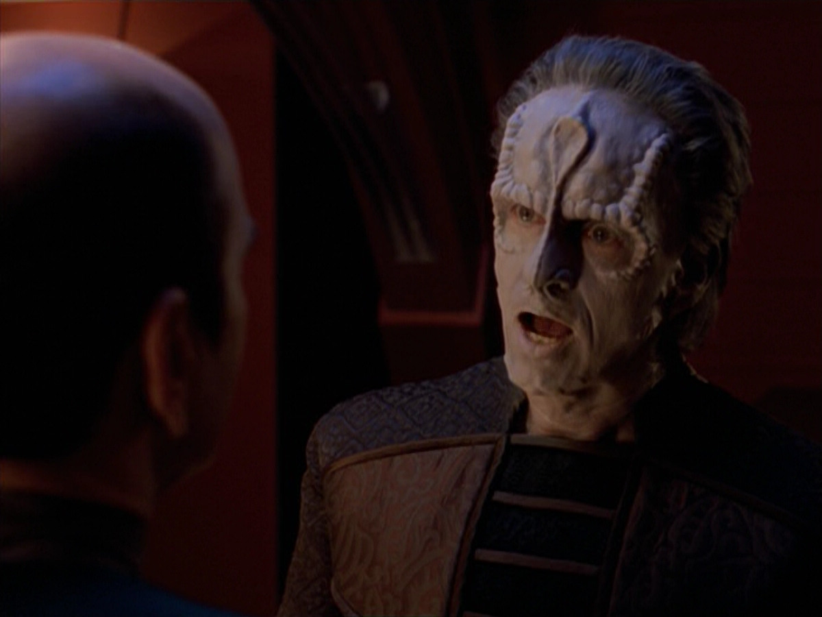 extant_StarTrek_VOY_5x08-NothingHuman_02631.jpg