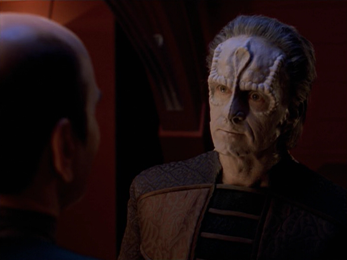 extant_StarTrek_VOY_5x08-NothingHuman_02635.jpg
