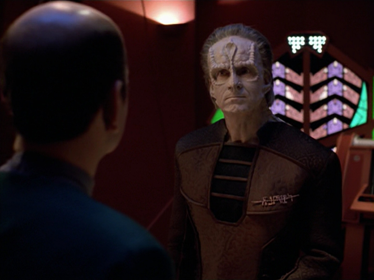 extant_StarTrek_VOY_5x08-NothingHuman_02652.jpg