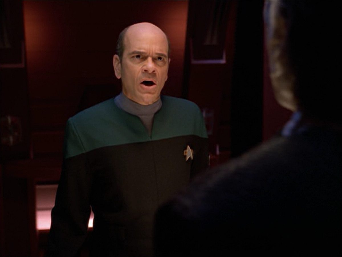 extant_StarTrek_VOY_5x08-NothingHuman_02678.jpg