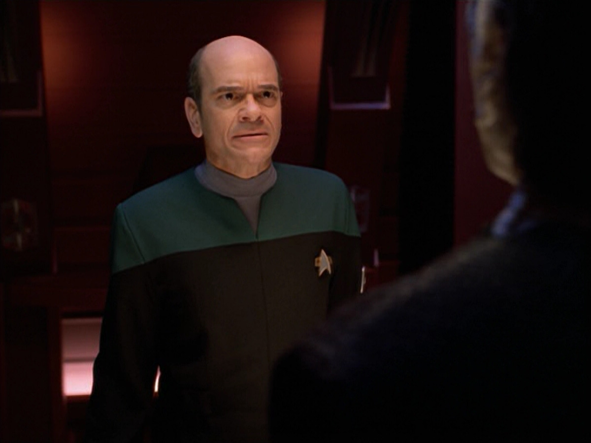 extant_StarTrek_VOY_5x08-NothingHuman_02681.jpg