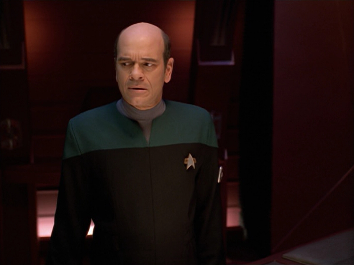 extant_StarTrek_VOY_5x08-NothingHuman_02697.jpg